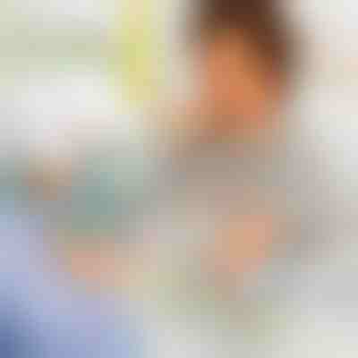 Hra s farebnými korálkami | CATERPILLARI