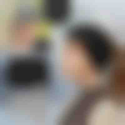 Háčkovaná čiapka s copom | BEANIEHUT